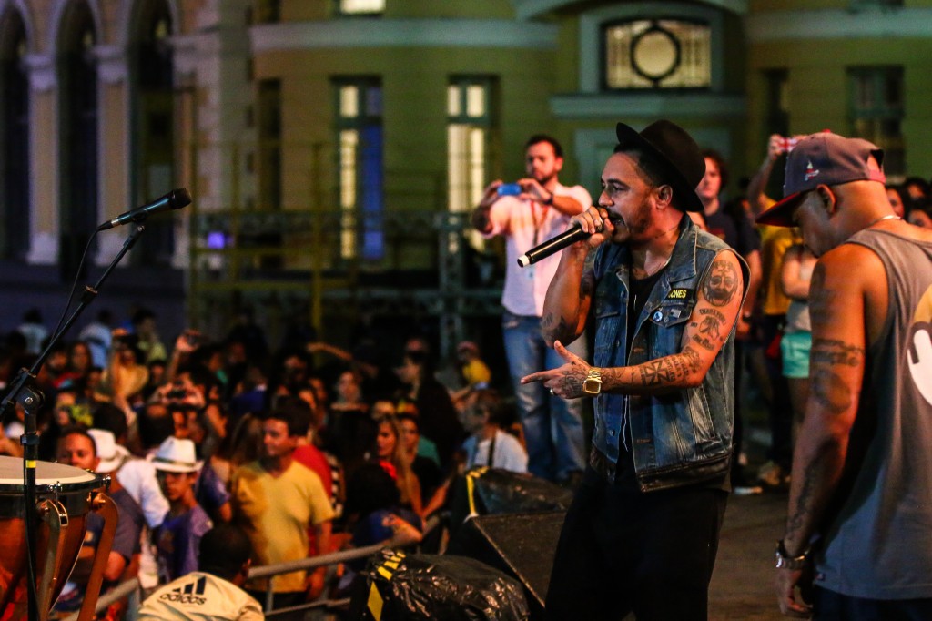 Sexta Feira de Muita Folia!! Abertura Oficial do Carnaval do Recife 2014 e Vários Blocos em Olinda.
