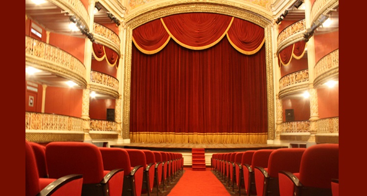 Teatro de Santa Isabel abre agenda de visitas guiadas